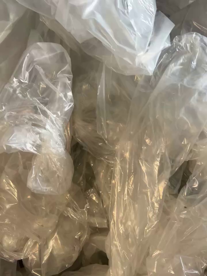 出售干造高压膜废料，缠绕膜和平板膜是分开的打包的，月供100吨