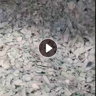 长期出售白色无字涂料桶破碎料