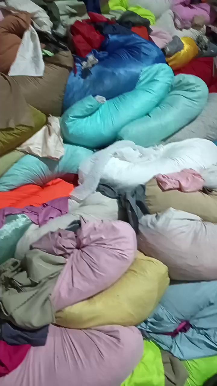 出售涤纶废布，覆膜涤纶废布，货在江苏苏州