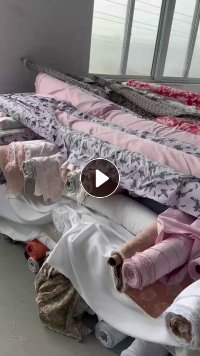 长期出售涤纶磨毛布，家纺布，门幅2.5.克重90左右，货在江苏南通