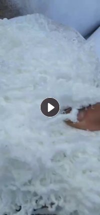 长期出售喷水织机下来的涤纶废丝，涤纶水丝，含水量百分之50左右，月供9.6米一车