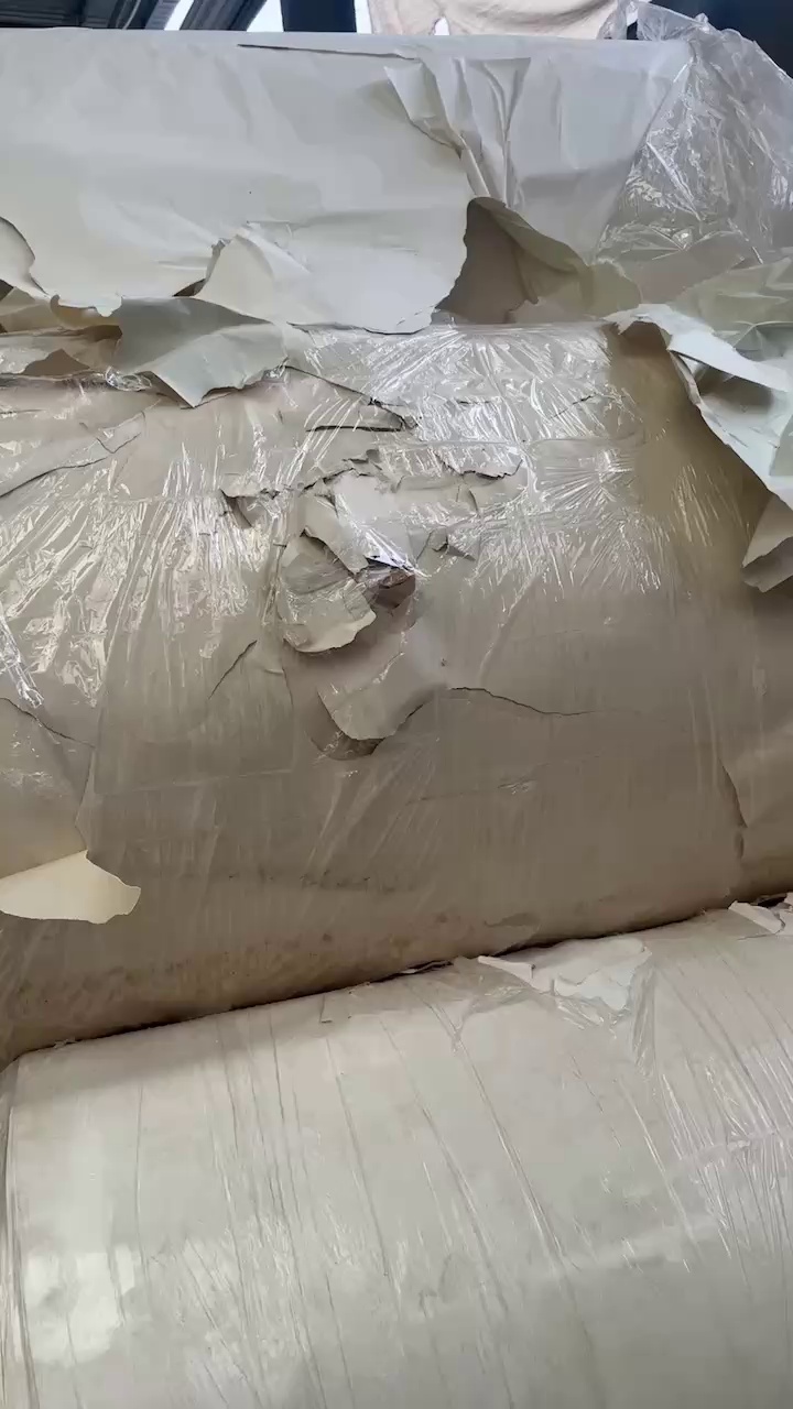 出售无膜卷筒皮革纸，带膜压包皮革纸