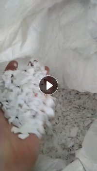 长期出售无字涂料桶破碎料