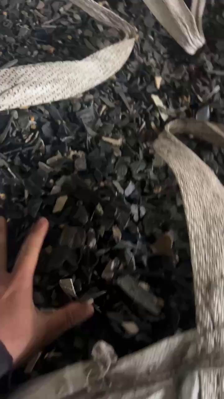 出售PP汽车内饰破碎料