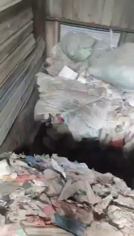 出售塑料杂膜，没挑选，现货30多吨