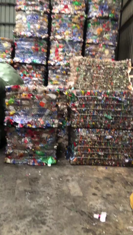 出售三色瓶砖，现货30吨，可开票