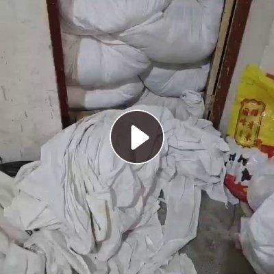 紧急处理一批旧衣服统白，白毛衣白棉T布草都放在里面，现货6米8一车，货在江西上饶