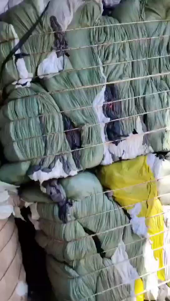 长期大量出售涤锦无纺布，现货20吨，厂在江苏苏州