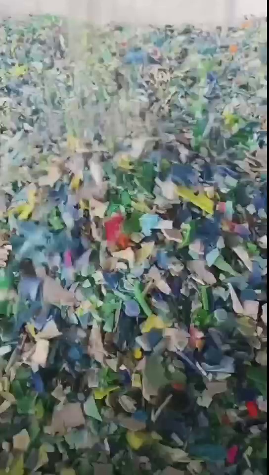 长期出售红蓝丙破碎料