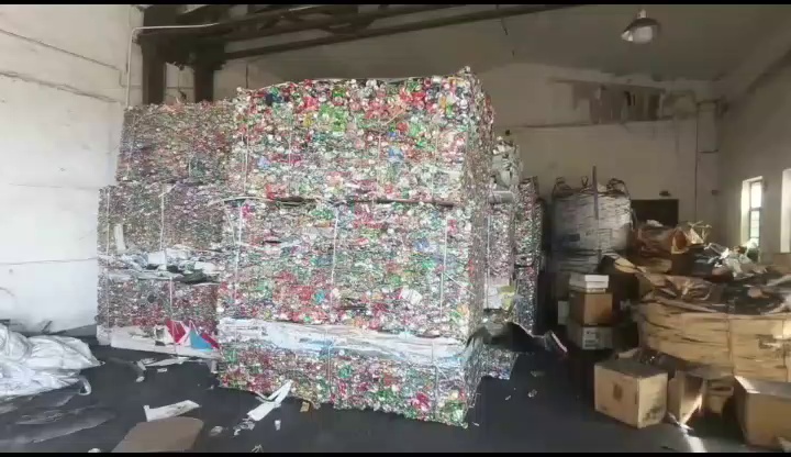 出售铝易拉罐压块