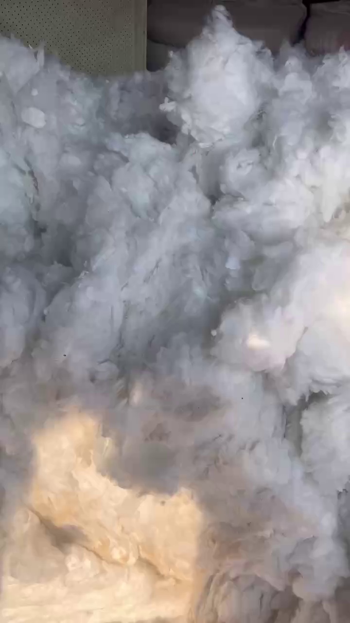 长期大量出售丝绵开花棉，化纤棉，每个月200多吨，厂在江苏常州