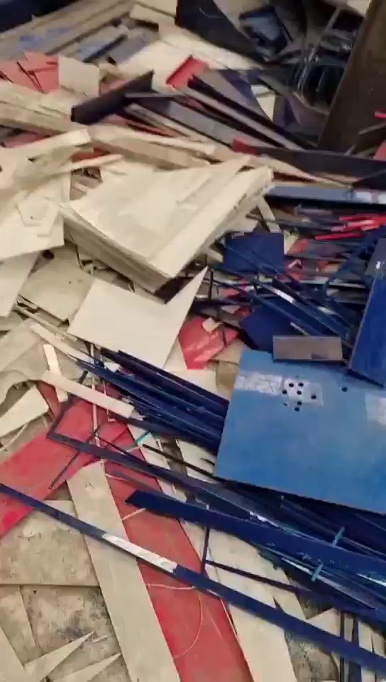 出售pp板材边角料，现货10吨左右