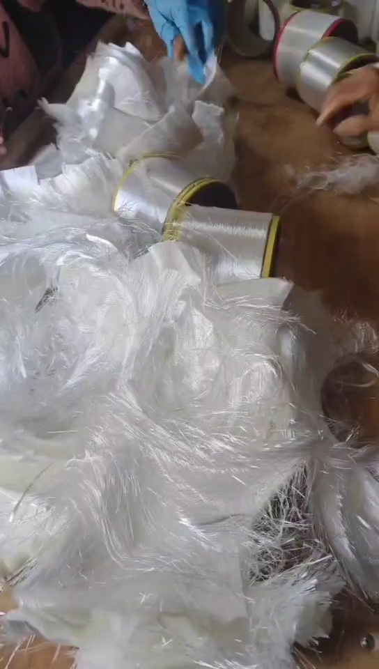 长期出售毛巾厂下来烘干好的的杂色涤棉毛毛料，磨毛料，百分之八九十的棉，月供150吨左右