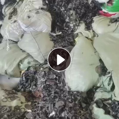 长期出售杂橡胶废料，电子胶，鸡爪料等