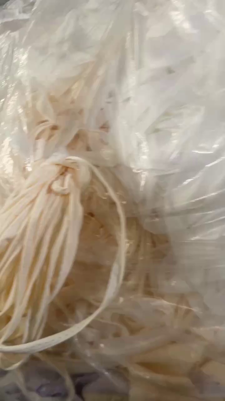 出售锦氨废布，锦氨布条，现货有十几吨，货在福建福州