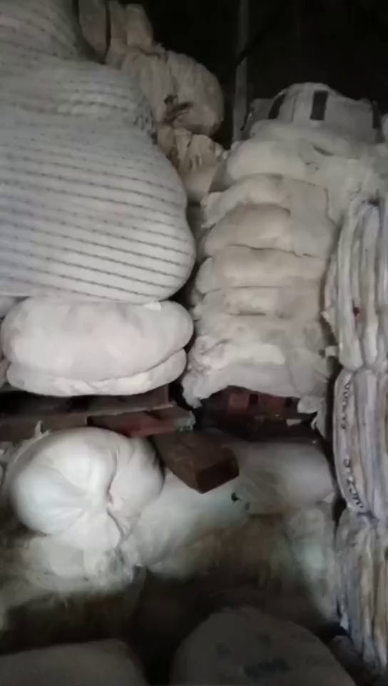 长期出售白色的氨纶废布，氨纶边角料，现货五六吨