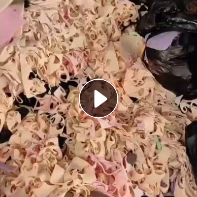 长期出售化妆海绵下脚料，什么颜色都有，堆一起的，现货40吨，每个月20吨，厂在山东青岛