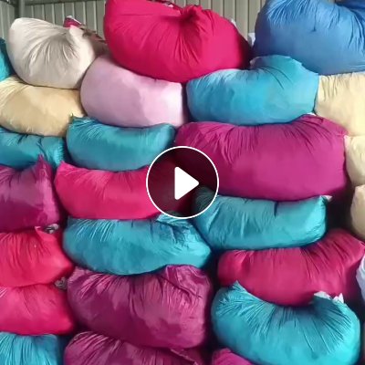 长期出售染厂下来的涤纶废布，就白色有分拣，其他不分颜色，现货有9.6米一车，货在浙江湖州