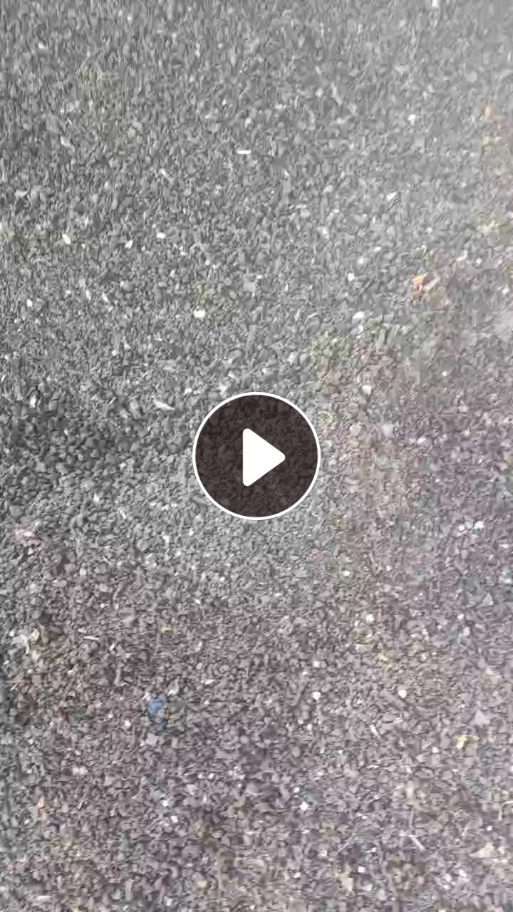 大量出售玻璃上下来的橡胶杂料