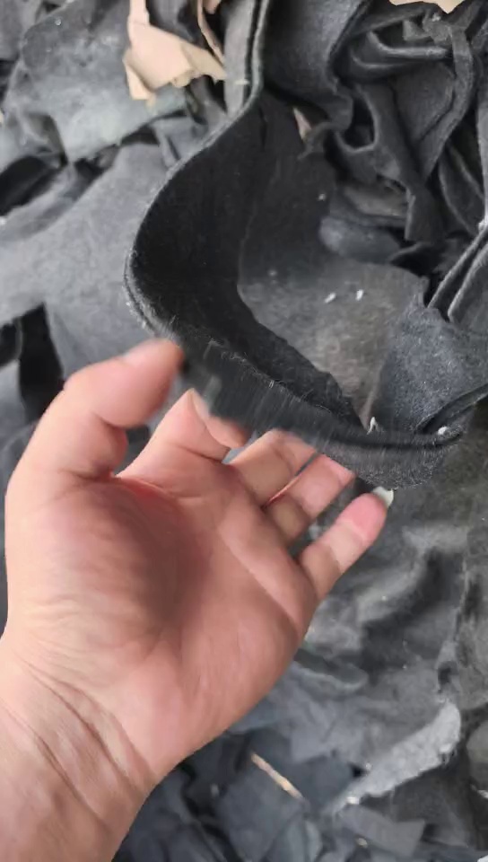 出售PET汽车内饰毛料，含少量玻纤粉，月供50吨