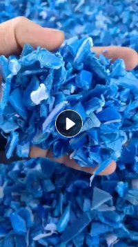 出售大小蓝桶破碎料，月供100吨，过16筛网的