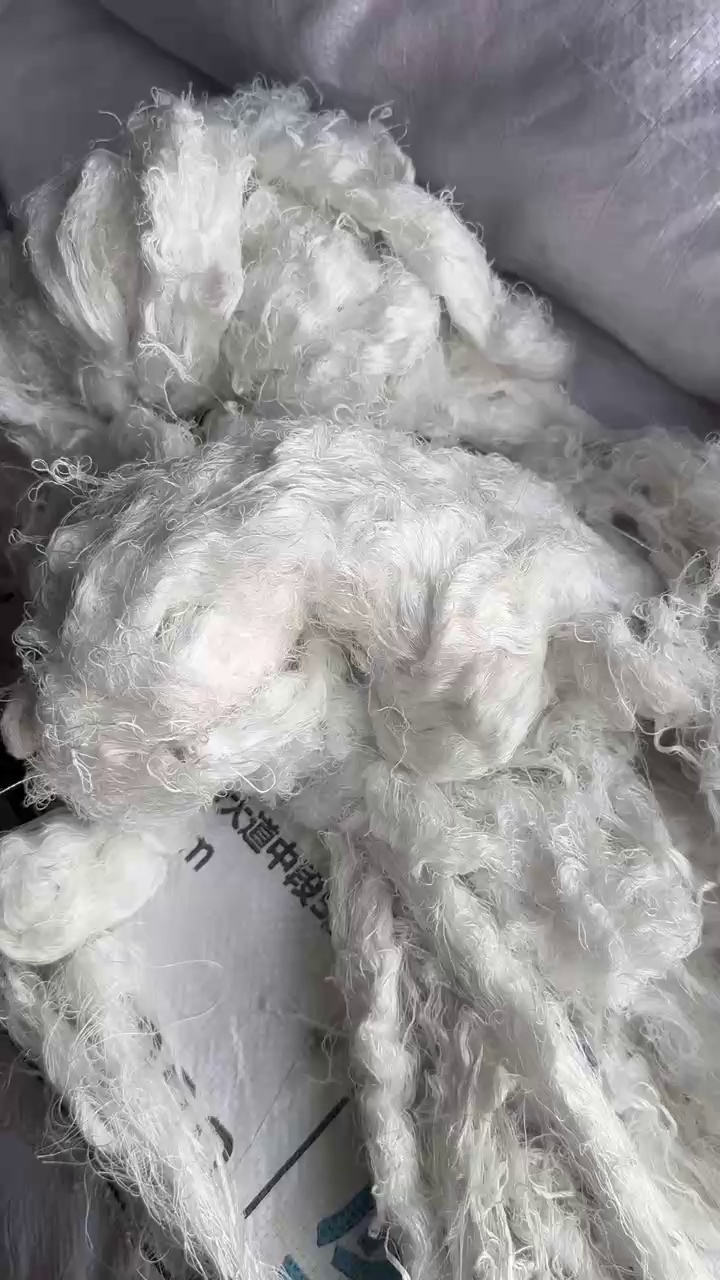 长期出售涤纶废丝干丝，现货6吨多左右，厂在福建泉州
