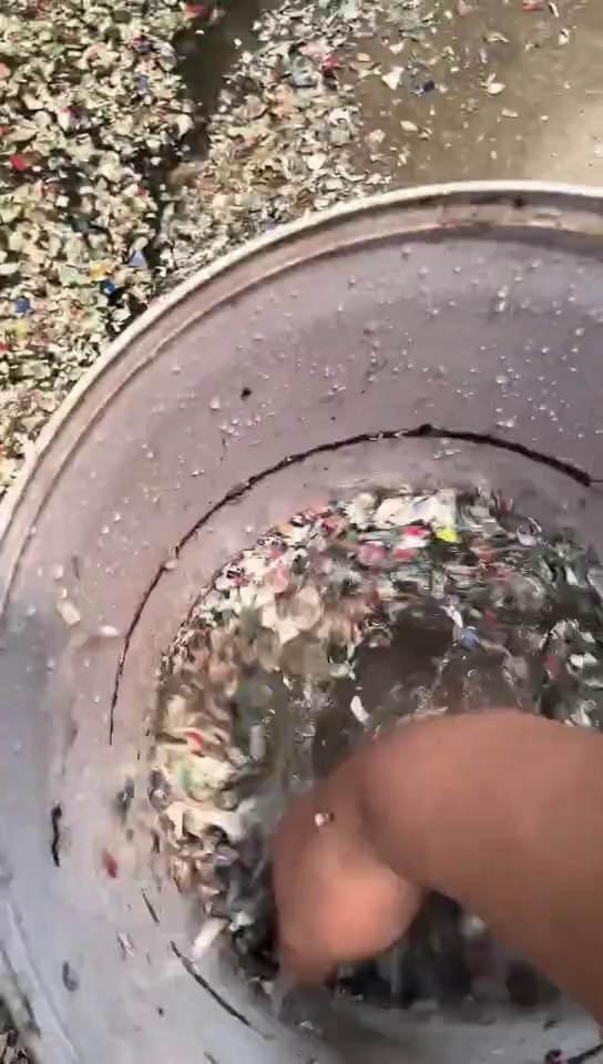 出售PP商标纸上漂料，含5%沉底，月供两百吨