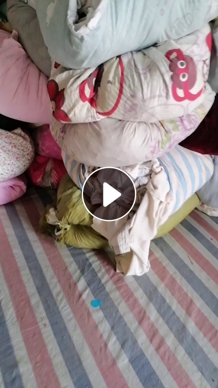 长期出售旧衣服大白，白料，开花料，现货有5吨左右，货在安徽宿州