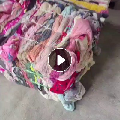 长期出售毛绒睡衣统货，绒睡衣，月供百十吨，货在安徽阜阳