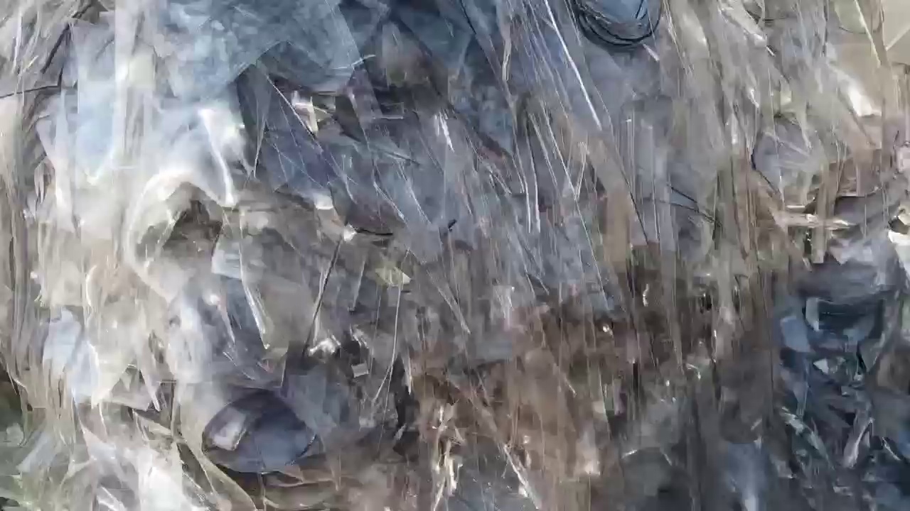 长期出售软质透明pvc边角料，现货20-30吨左右