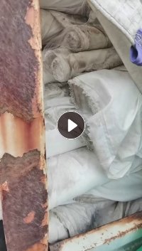 出售化纤纯白布，涤纶卷布，现货有两三吨，货在江苏淮安