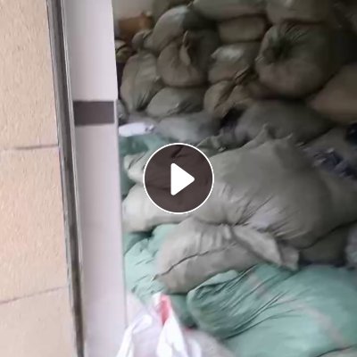 长期出售手袋厂边角料，涤纶开花料，涤纶废布，现货十吨左右