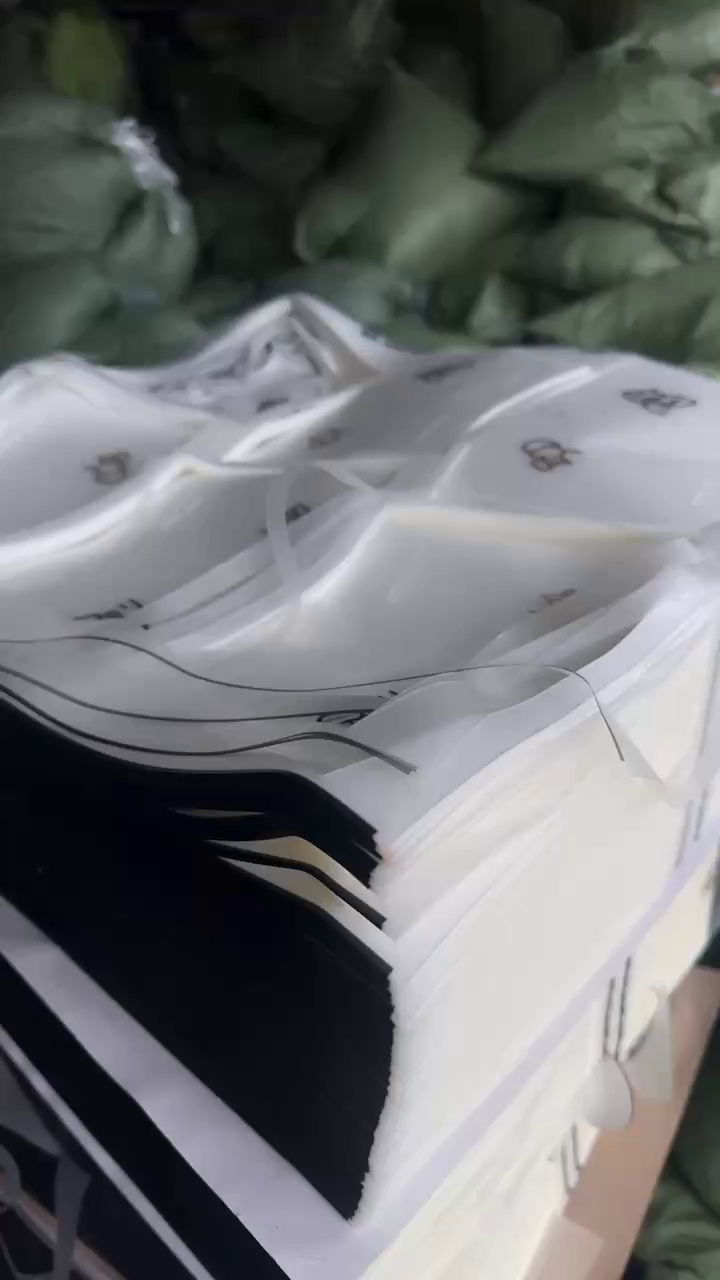 长期出售OPP膜废料，花色和白膜都有