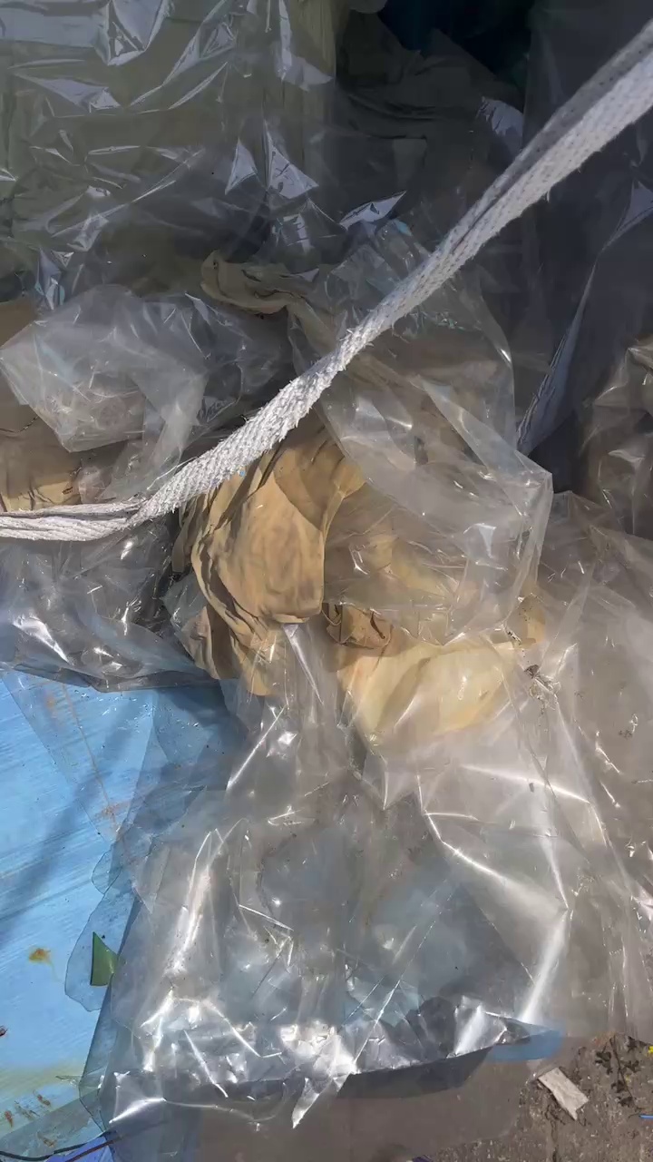 长期出售PET服装膜废料