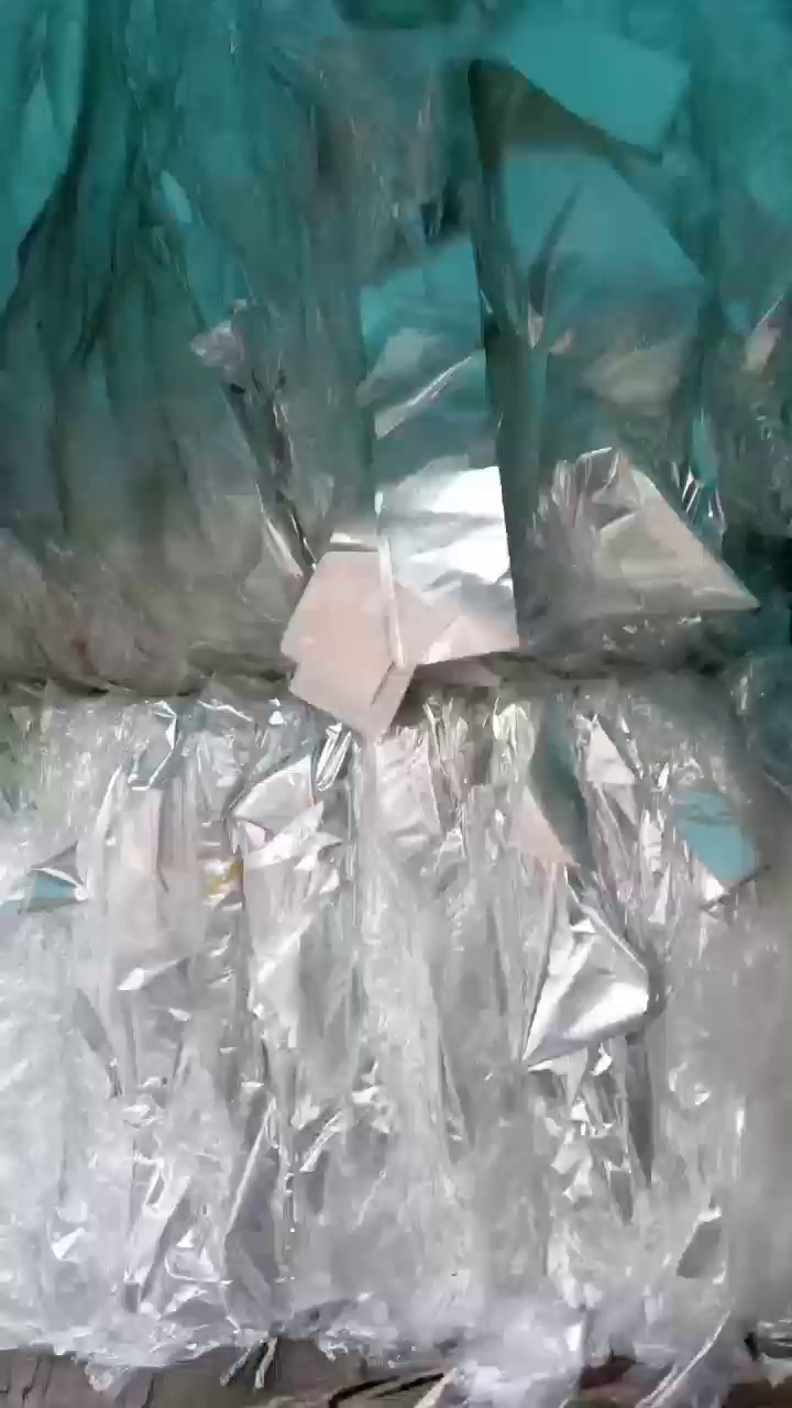 出售PET无胶膜，原膜和滑膜，现货9*6一车，月供几十吨