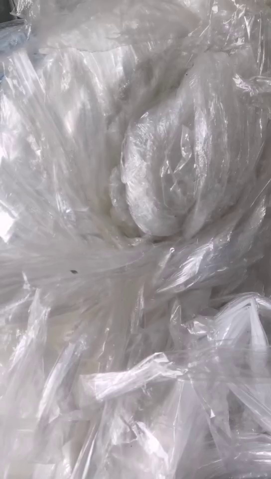 出售干造POF中温膜，现货18吨左右，9.6米高栏一车