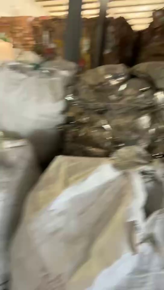 出售PET轻胶膜，透明压包料，现货几百吨