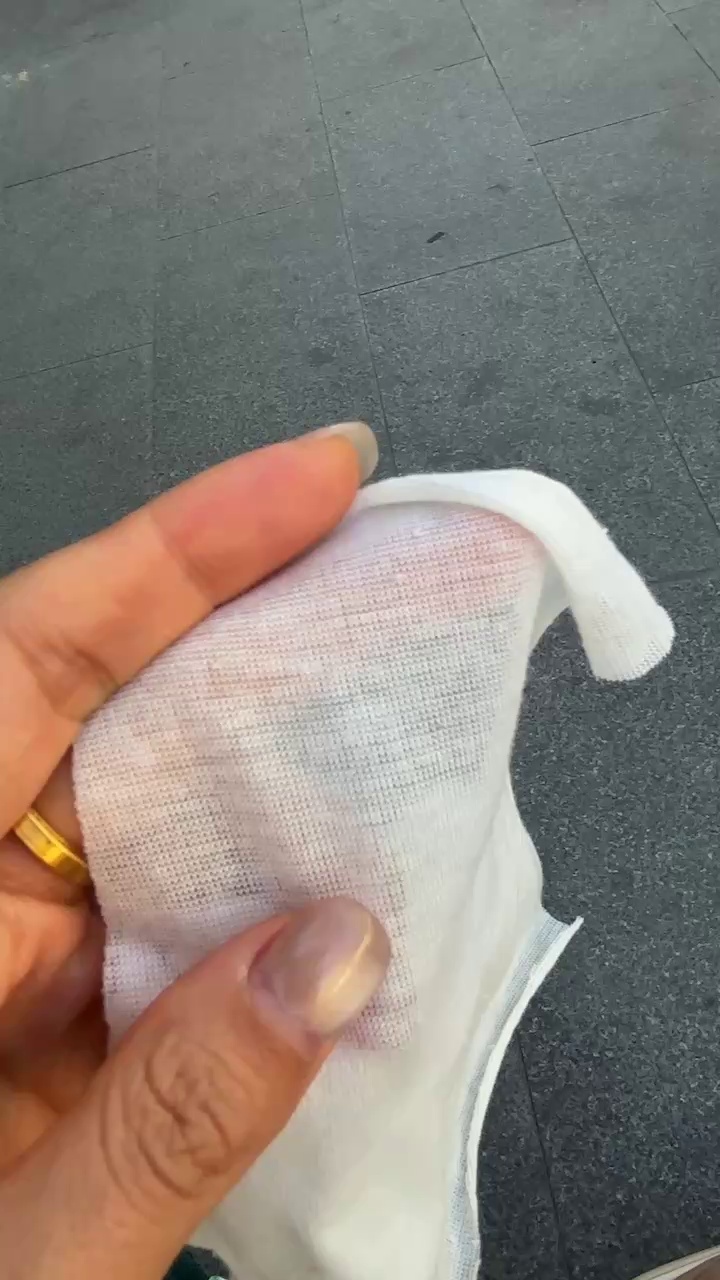 长期出售纯涤纶废布，涤纶造粒布，涤纶碎布，90%是白色，现货有10吨左右，货在湖北仙桃