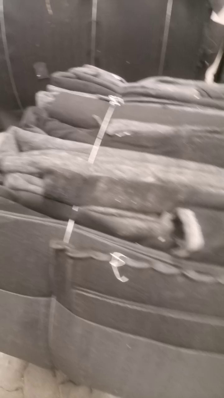 长期出售硬质汽车内饰料，PET涤纶材质，每个月十几吨，货在山东威海