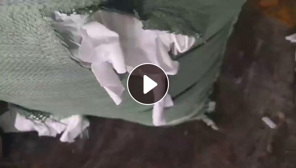 长期出售白色涤棉废布，含棉量30左右，可开花，厂在广东东莞