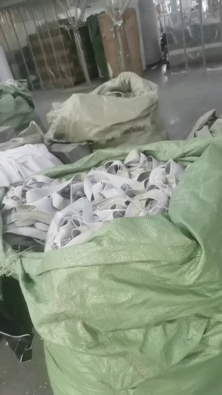 长期出售猫爪布布条，pvc布条，月供9.6米一车