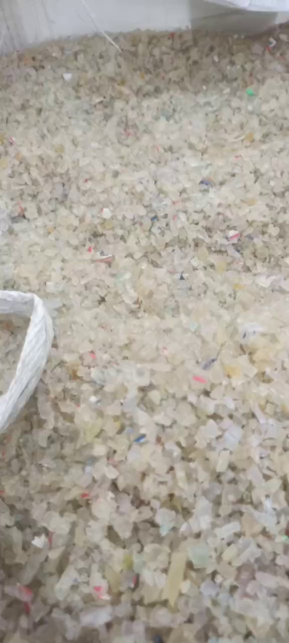 长期出售软质PVC破碎料，PVC钢丝管破的