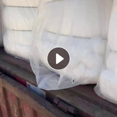 长期出售粘胶无纺布开花棉，开松棉，可以纺21支纱，也可以做棉签，厂在山东聊城市
