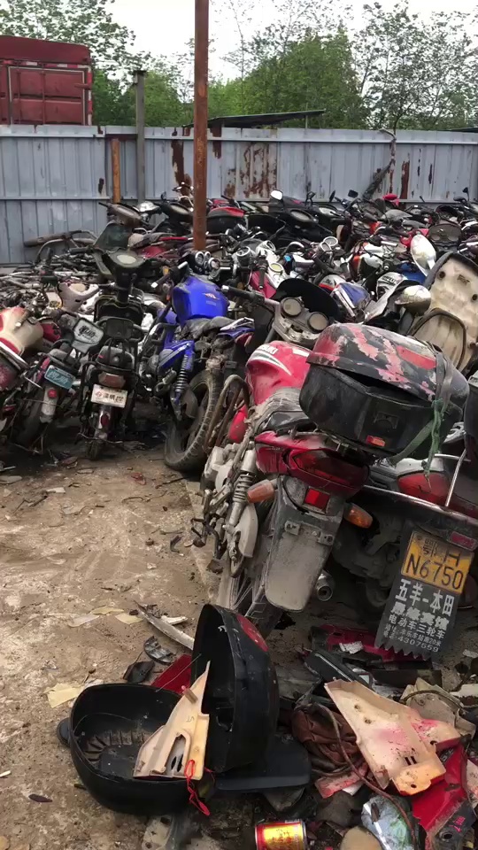 长期出售摩托车圈和机铝