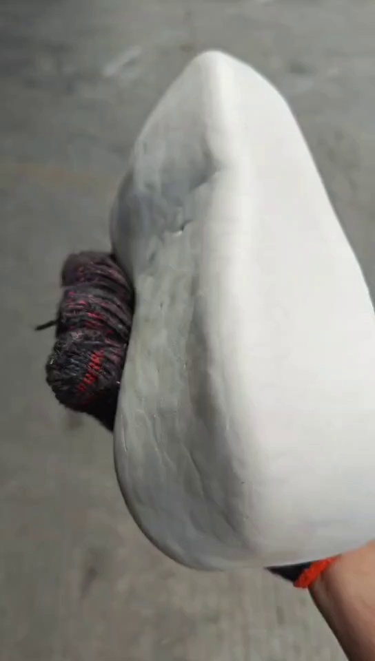 出售EVA鞋底废料，每天1吨