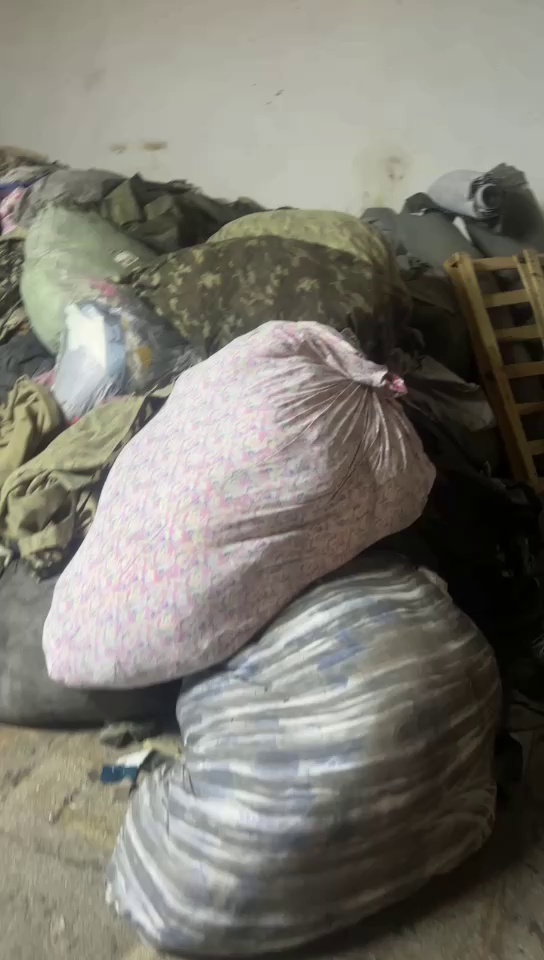 长期出售印花厂下来的布头统货，什么材质的都有，现货三四吨