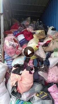 长期出售旧衣服黑料，燃烧料，下脚料，月供20来吨，货在河南周口