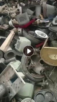 长期出售水箱铝,发动机生铝,汽车轮毂,铝合金门窗料