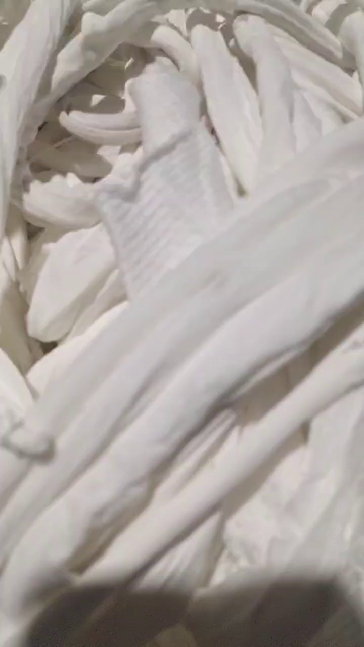 长期出售白色针织氨纶废布，氨纶布条，货在浙江绍兴