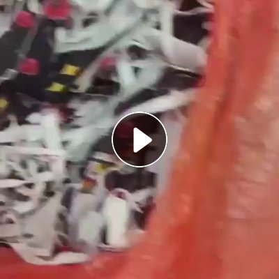 长期大量出售涤纶废布，白色的和深色的，每个月有30吨，厂在四川成都